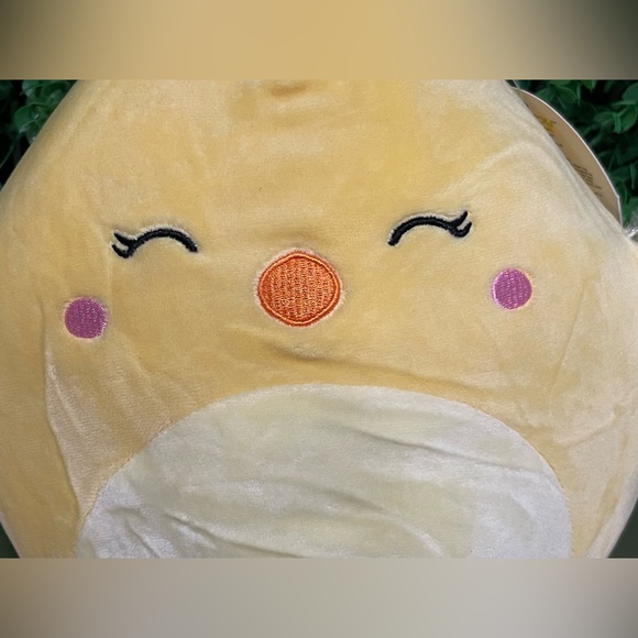 NWT Squishmallows Aimee the Chick 8" - Picture 3 of 6